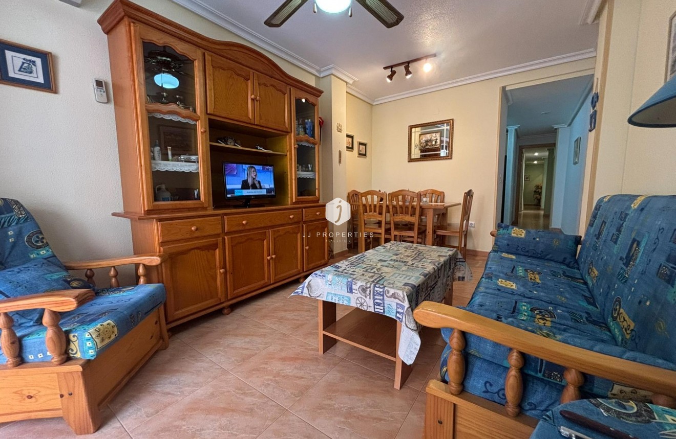 Resale - Apartment / flat -
Torrevieja - Playa de los Locos