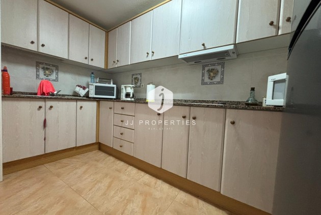 Resale - Apartment / flat -
Torrevieja - Playa de los Locos