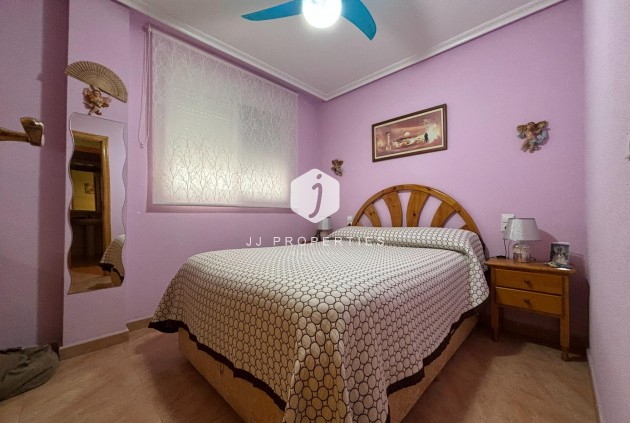 Resale - Apartment / flat -
Torrevieja - Playa de los Locos