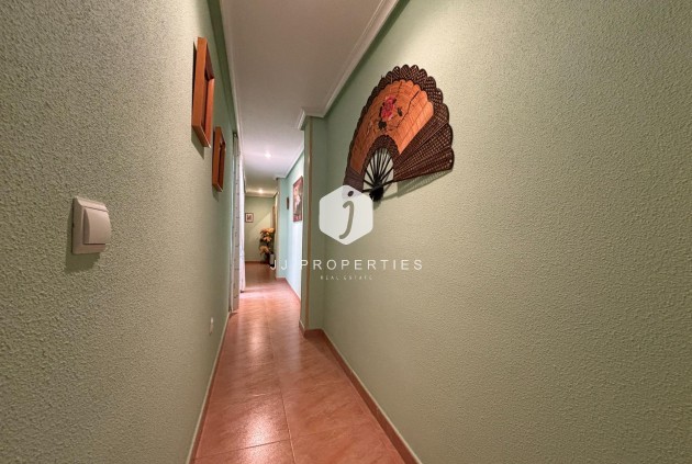 Resale - Apartment / flat -
Torrevieja - Playa de los Locos