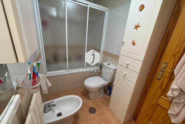 Resale - Apartment / flat -
Torrevieja - Playa de los Locos