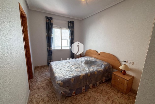 Tweedehands - Appartement / flat -
Torrevieja - Playa del Cura