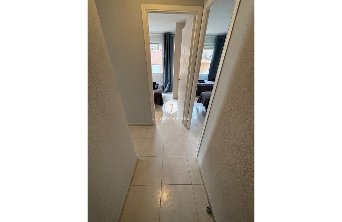 Resale - Apartment / flat -
Torrevieja - Playa de los Naufragos