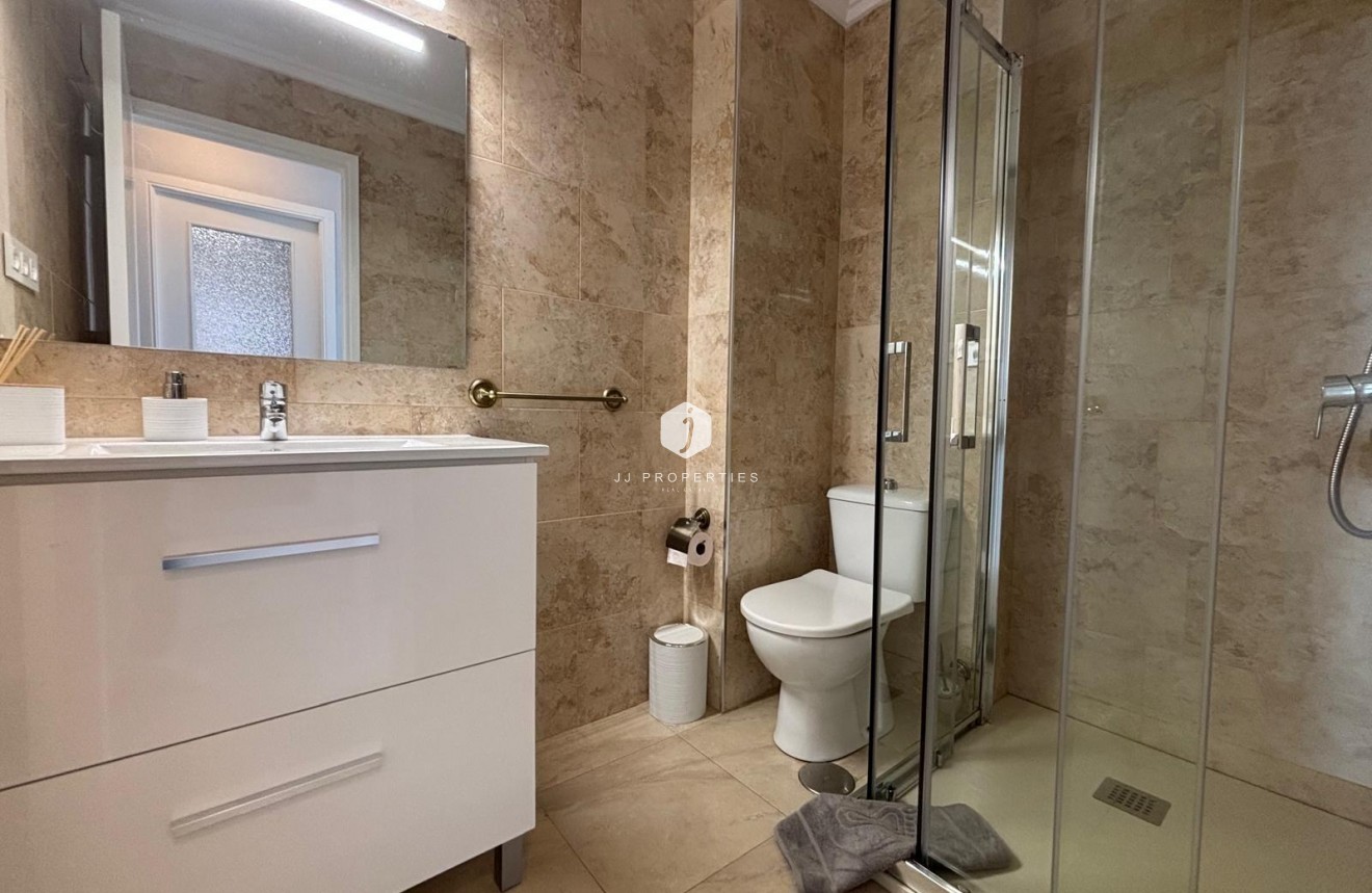 Resale - Apartment / flat -
Torrevieja - Playa de los Naufragos