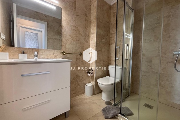 Resale - Apartment / flat -
Torrevieja - Playa de los Naufragos