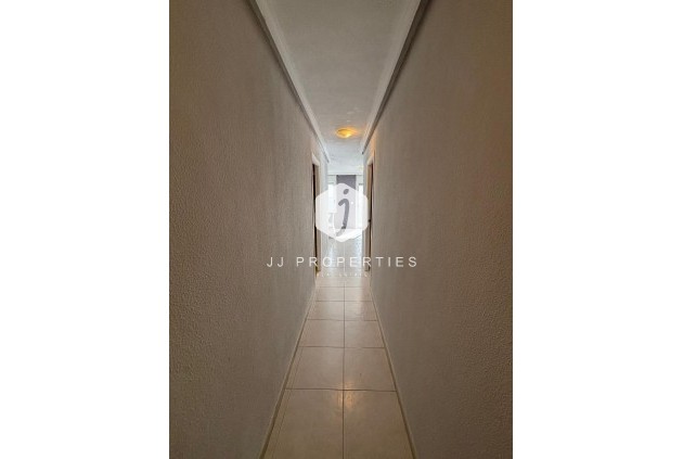 Resale - Apartment / flat -
Torrevieja - Playa de los Naufragos