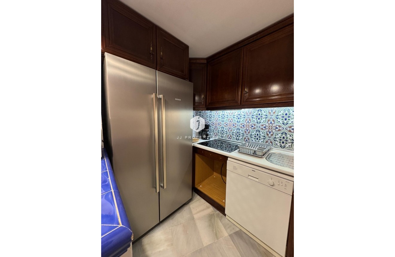 D'occasion - Attique -
Torrevieja - Los Frutales