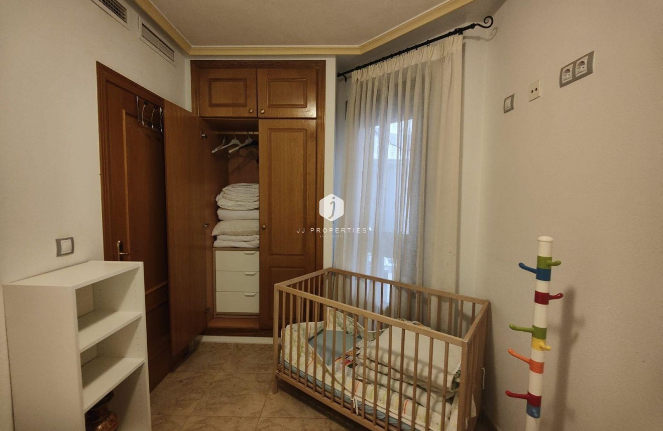 Resale - Apartment / flat -
Torrevieja - La Mata