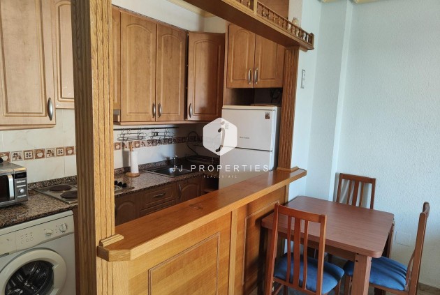 Resale - Apartment / flat -
Torrevieja - La Mata