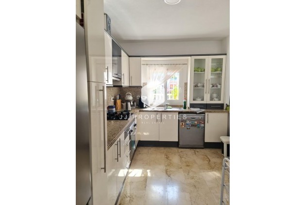 Z drugiej ręki - Villa -
Orihuela Costa - Lomas De Campoamor-las Ramblas