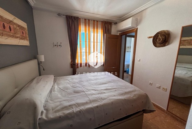 Resale - Apartment / flat -
Torrevieja