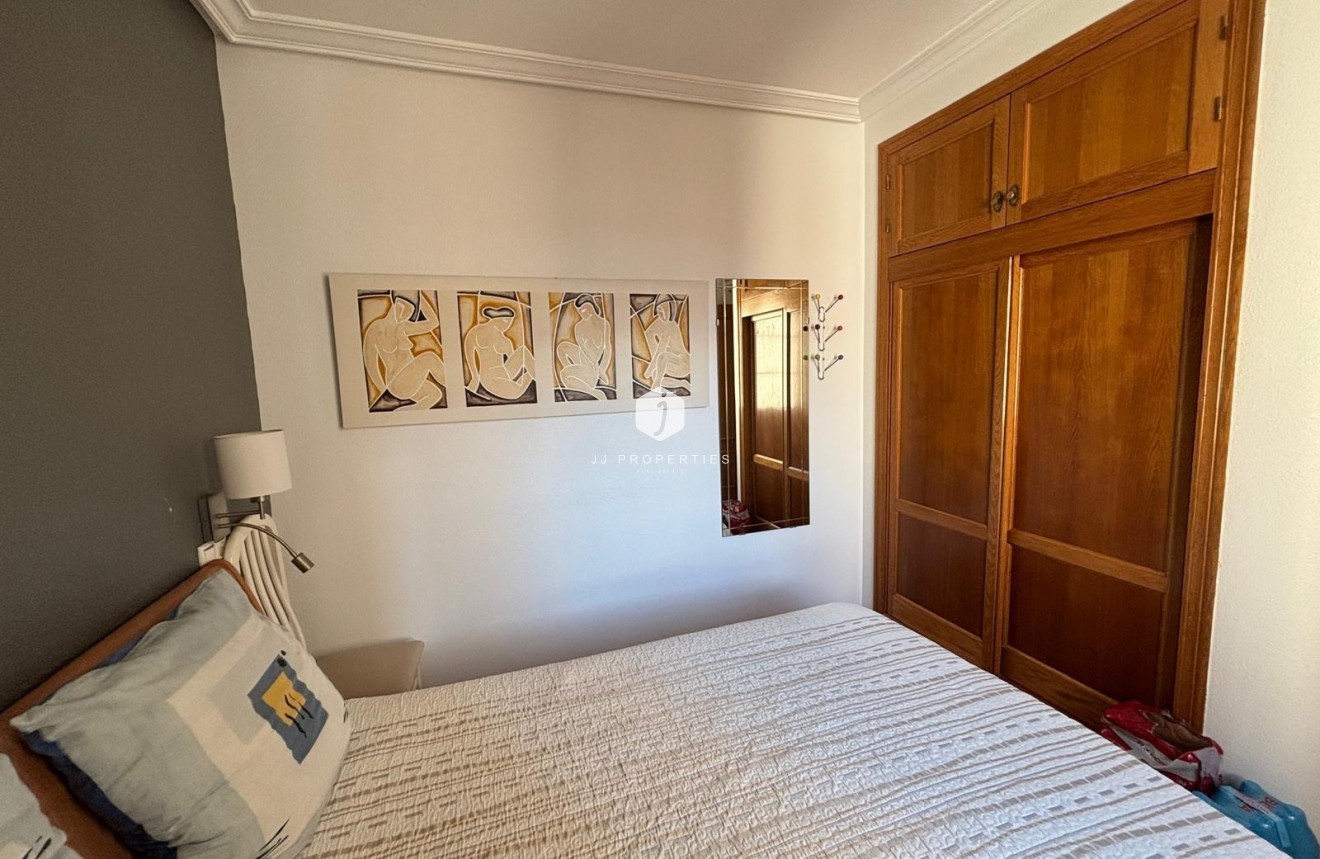 Resale - Apartment / flat -
Torrevieja