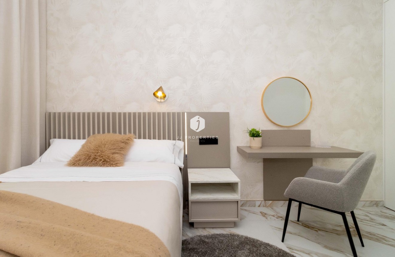 Aus zweiter Hand - Penthouse -
Guardamar del Segura - Pueblo