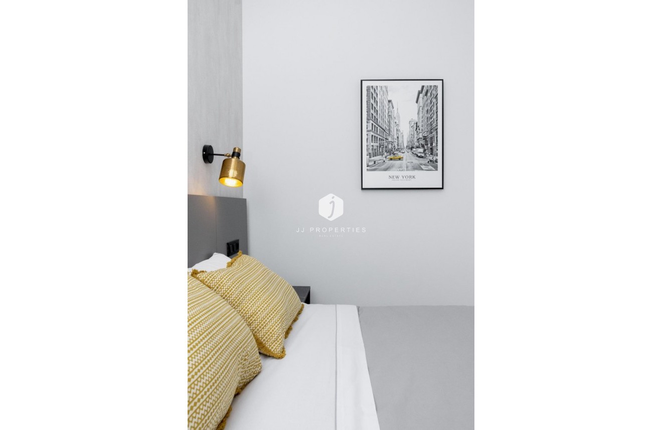 Aus zweiter Hand - Penthouse -
Guardamar del Segura - Pueblo