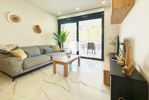 D'occasion - Appartement -
Torrevieja - Costa Blanca