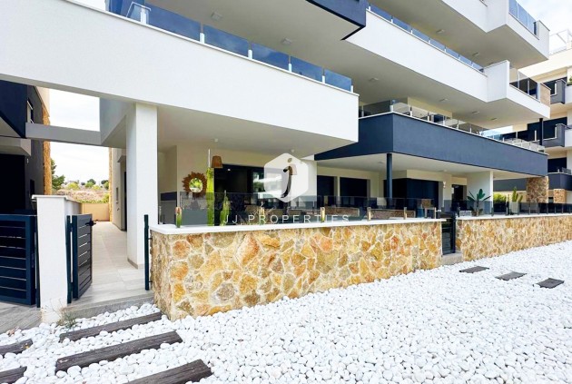 D'occasion - Appartement -
Torrevieja - Costa Blanca