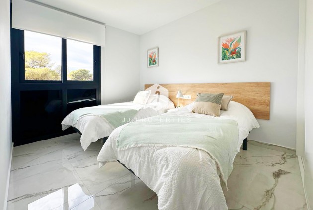 D'occasion - Appartement -
Torrevieja - Costa Blanca