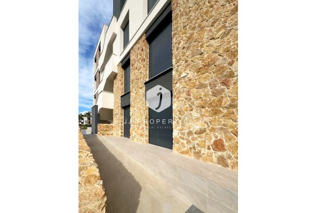 D'occasion - Appartement -
Torrevieja - Costa Blanca