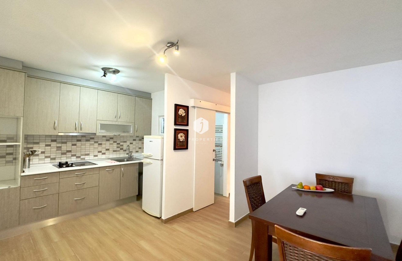 Resale - Bungalow -
Torrevieja - El Limonar