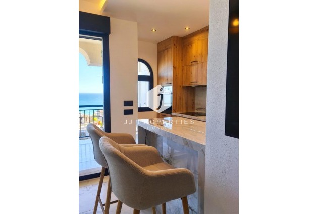 D'occasion - Appartement -
Torrevieja - Cabo cervera