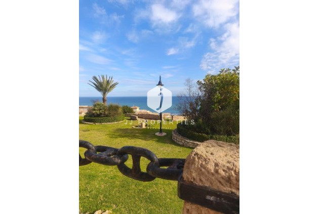 D'occasion - Appartement -
Torrevieja - Cabo cervera