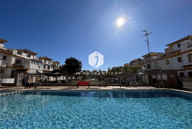 Resale - Chalet -
Torrevieja - Costa Blanca