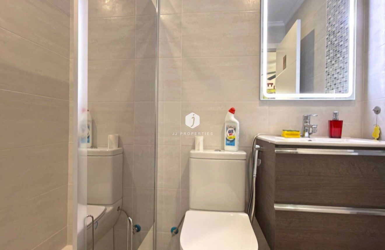 Resale - Bungalow -
Orihuela Costa - Costa Blanca