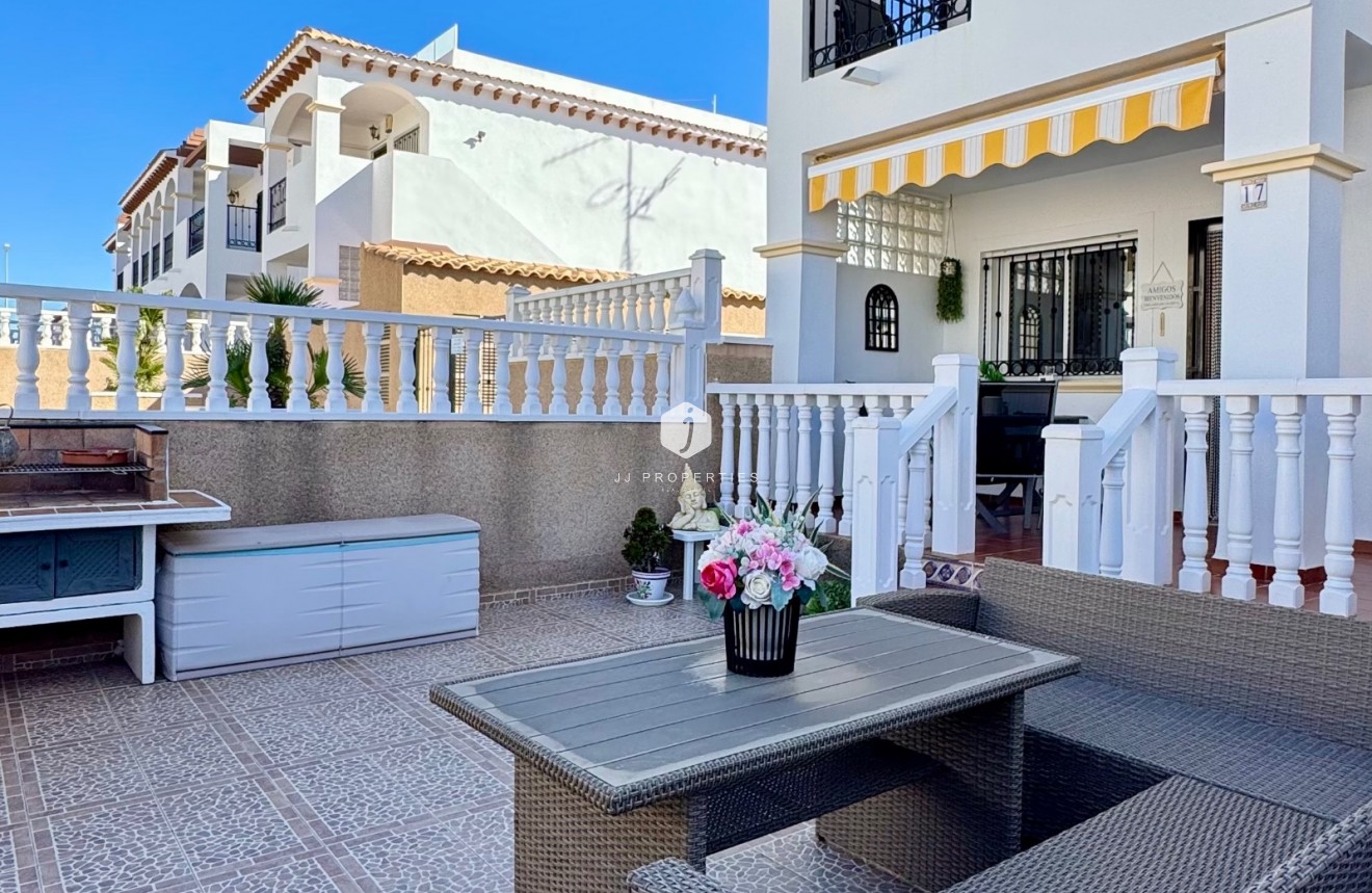 Resale - Apartment / flat -
Orihuela Costa - Costa Blanca