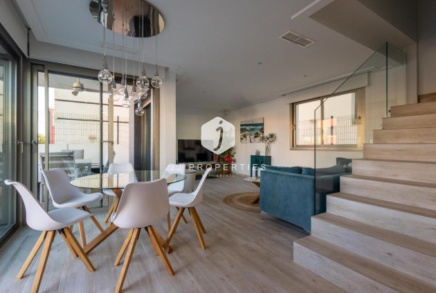 Resale - Villa -
Orihuela Costa - Costa Blanca