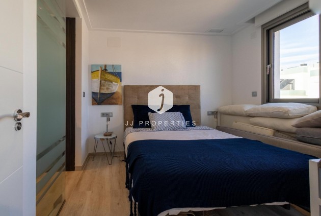 Resale - Villa -
Orihuela Costa - Costa Blanca