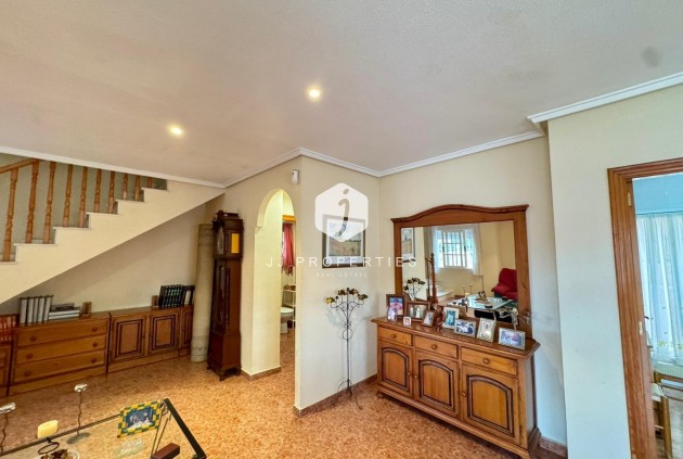 Resale - Villa -
Torrevieja - Costa Blanca