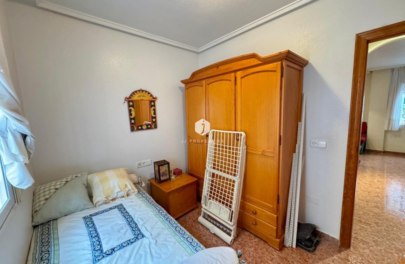 Resale - Villa -
Torrevieja - Costa Blanca