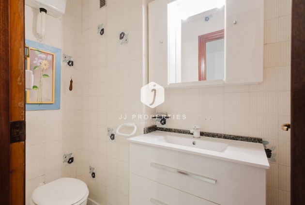 Resale - Apartment / flat -
Torrevieja - Costa Blanca