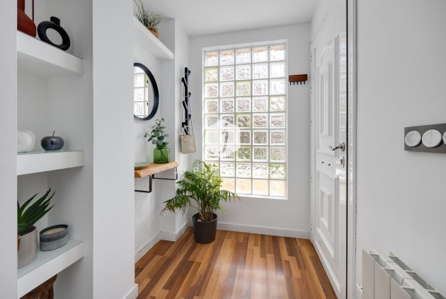 Resale - Villa -
Los Montesinos - La herrada