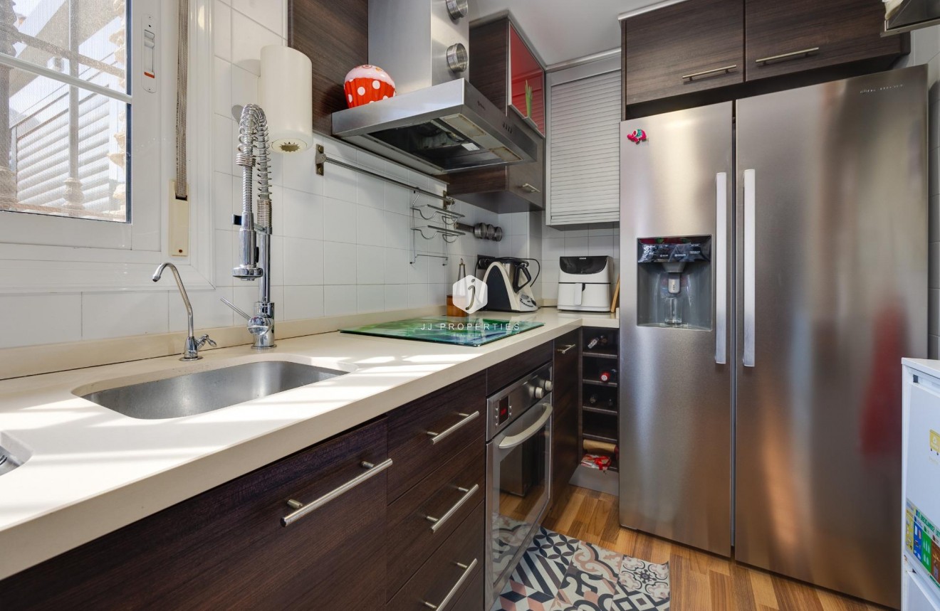 Resale - Villa -
Los Montesinos - La herrada