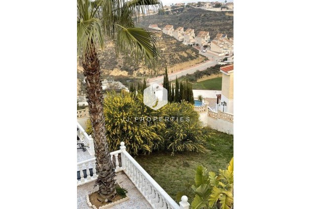 Resale - Villa -
Rojales - La Marquesa