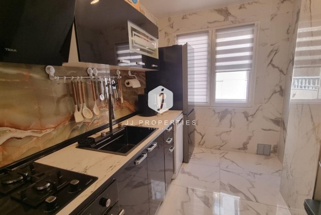 Resale - Apartment / flat -
Torrevieja - Acequion