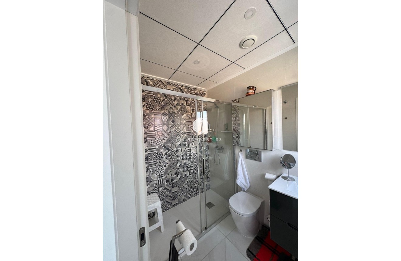 Resale - Chalet -
Bigastro - Comunidad Valenciana