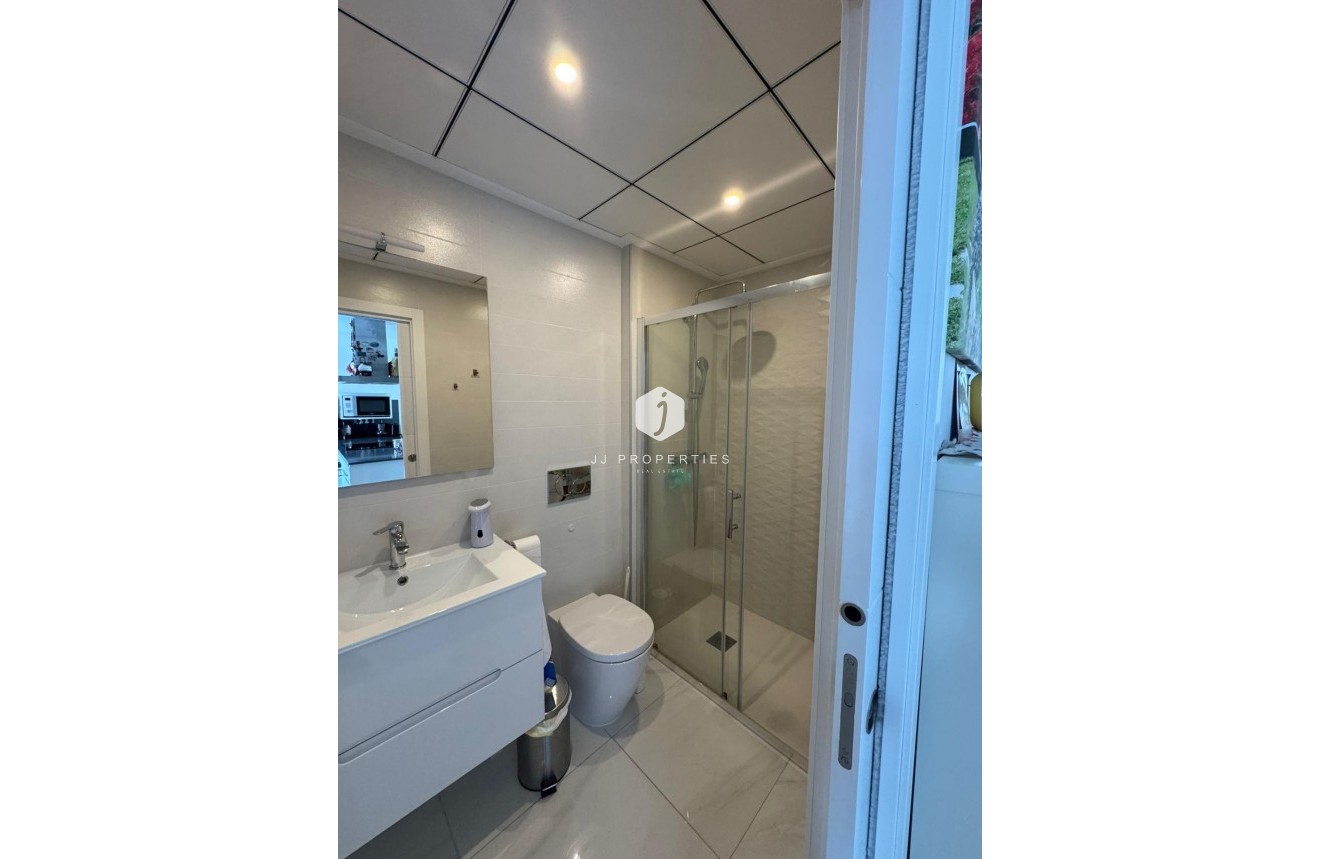 Resale - Chalet -
Bigastro - Comunidad Valenciana