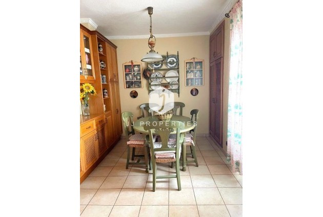 Resale - Apartment / flat -
Torrevieja - Estacion de autobuses