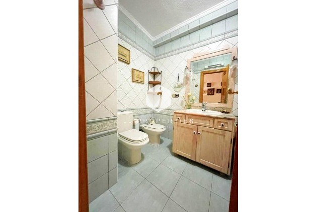 Resale - Apartment / flat -
Torrevieja - Estacion de autobuses