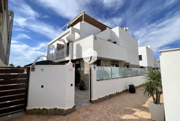 Aus zweiter Hand - Chalet -
Cabo Roig - Costa Blanca