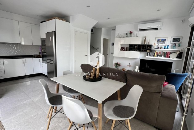 Resale - Chalet -
Cabo Roig - Costa Blanca