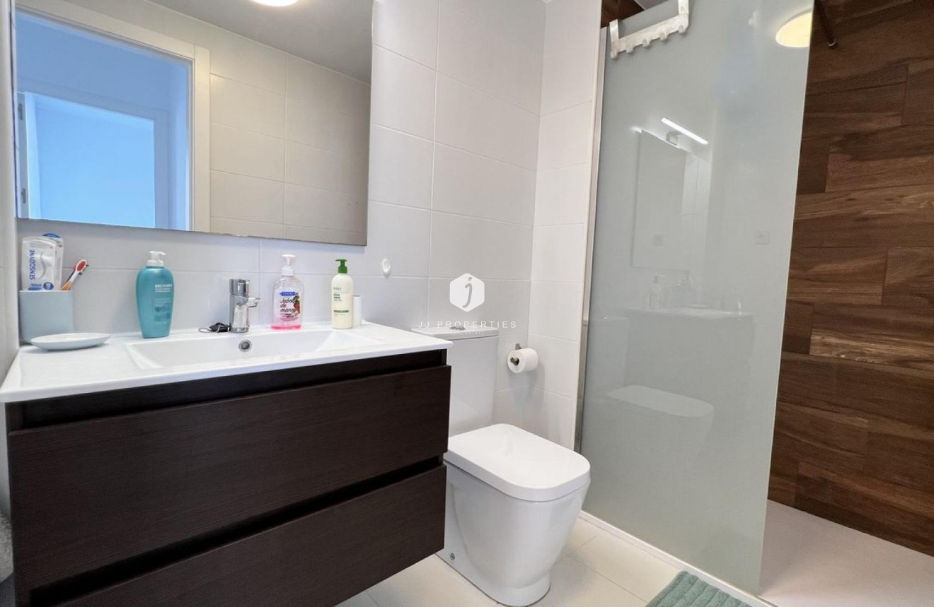 Resale - Chalet -
Cabo Roig - Costa Blanca