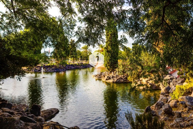 Resale - Penthouse -
Torrevieja - Centro