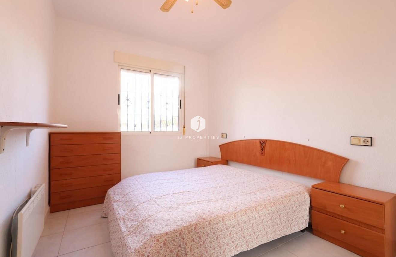 D'occasion - Bungalow -
Torrevieja - Costa Blanca