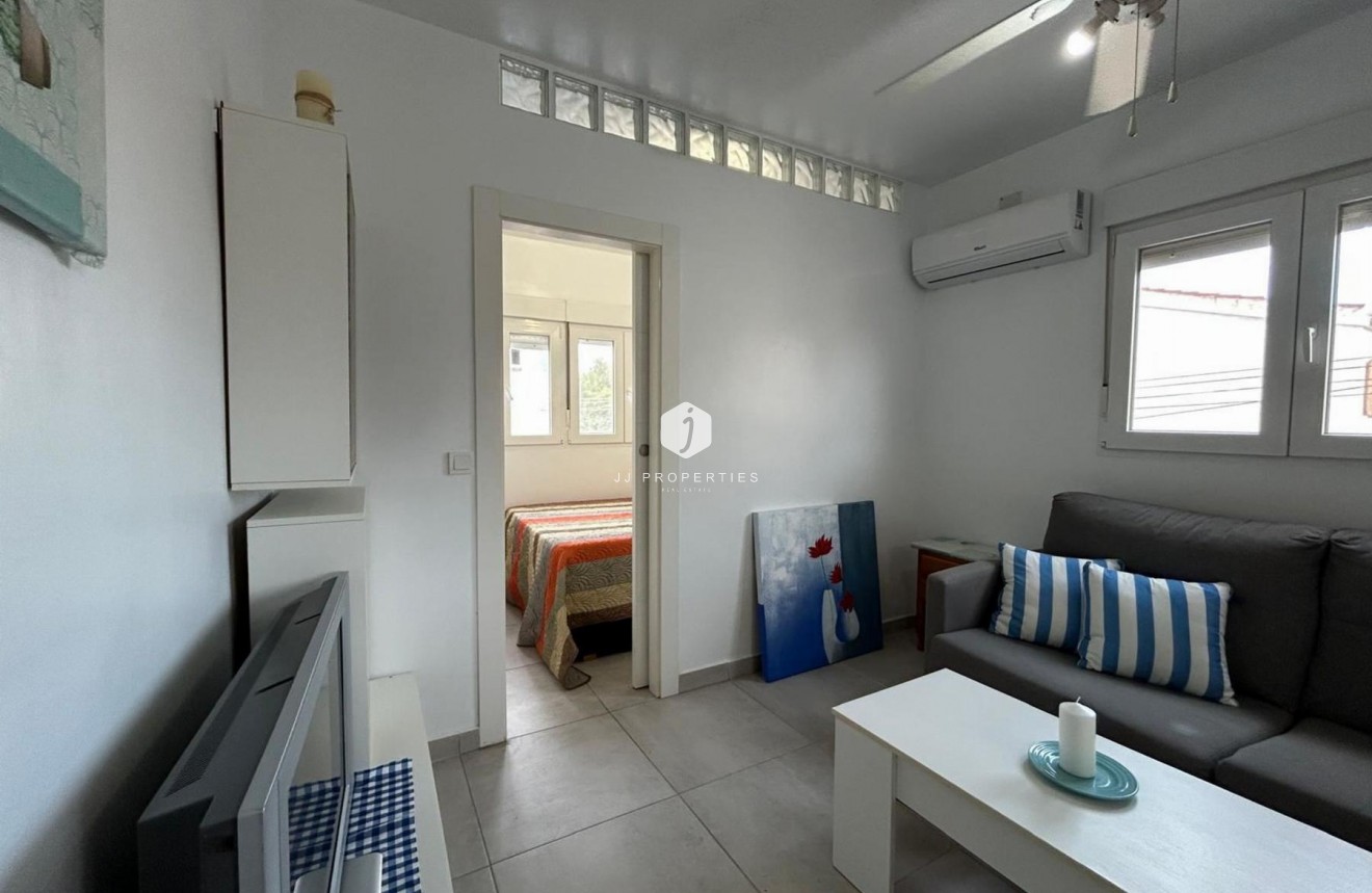 D'occasion - Appartement -
Torrevieja - Costa Blanca