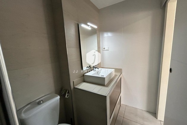 D'occasion - Appartement -
Torrevieja - Costa Blanca