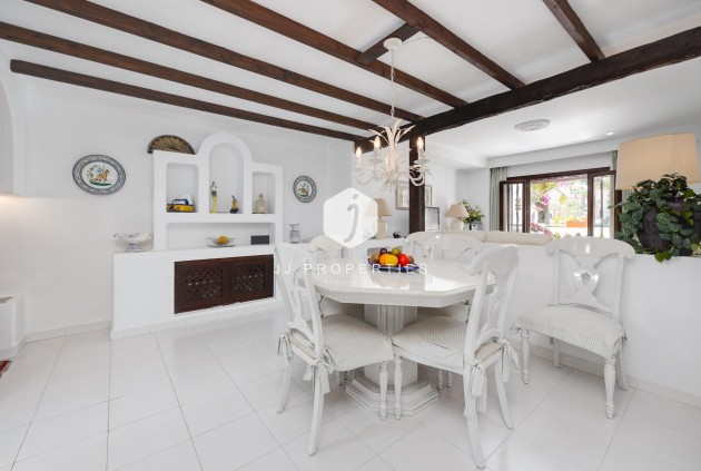 Aus zweiter Hand - Wohnung -
Torrevieja - Playa de los Locos