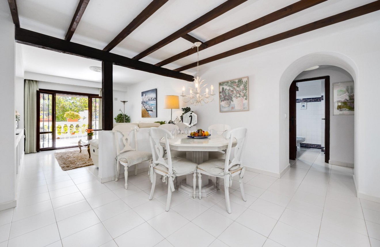 Aus zweiter Hand - Wohnung -
Torrevieja - Playa de los Locos